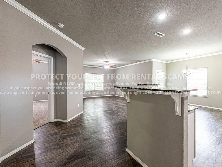 1291 S Springfield Dr — Photo 5