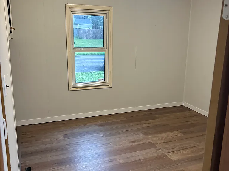 875 Union St — Photo 14