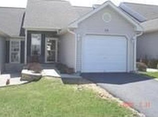 10 Turning Leaf Way, Reading, PA 19605
