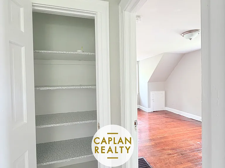 685 Newhall St — Photo 10