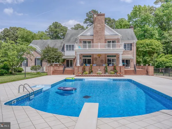 307 Deep Creek Dr, Seaford, DE 19973