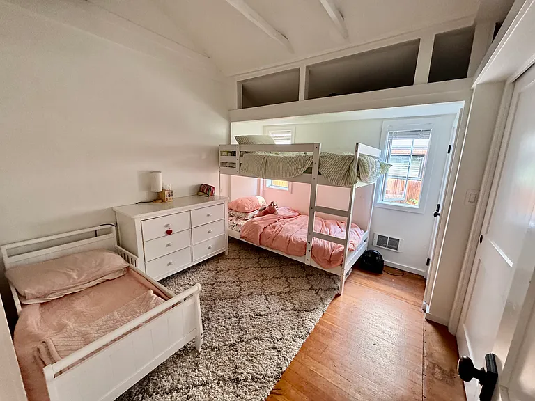 3146 Portage Bay Pl E #I — Photo 13