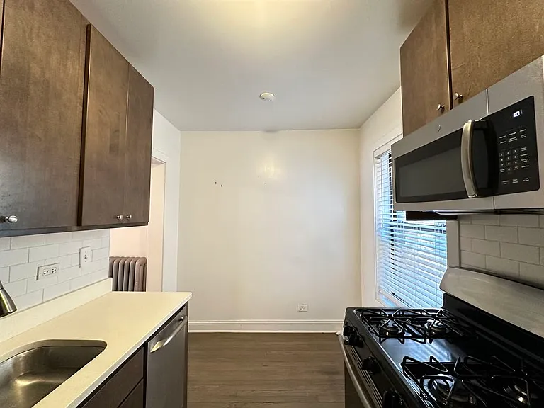 2641 N Spaulding Ave #E3 — Photo 5