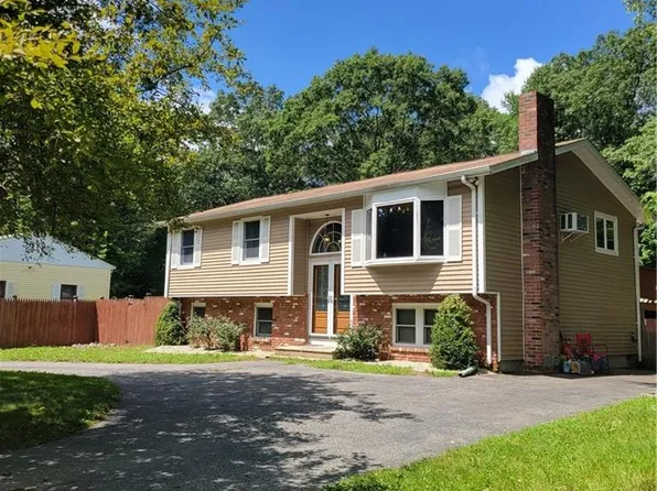 14 Cheyenne Trl, West Greenwich, RI 02817