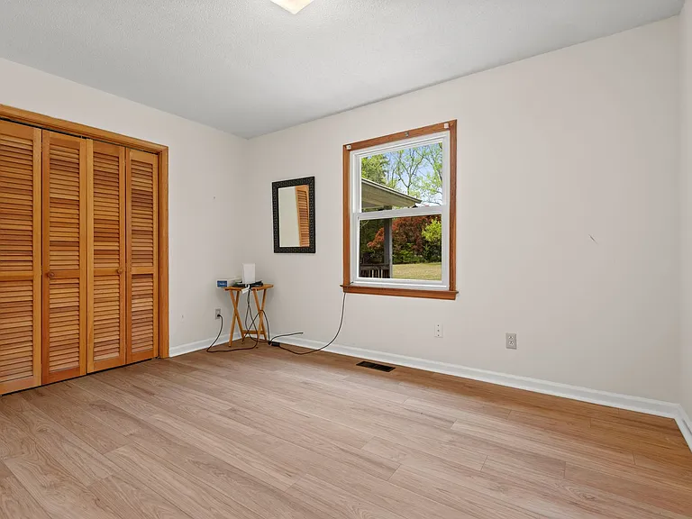 720 Marthas Chapel Rd — Photo 10