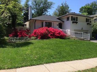 8608 Bradmoor Dr, Bethesda, MD 20817