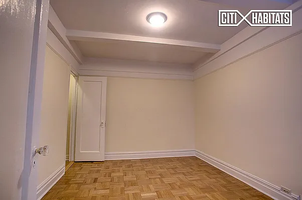 Rented by Citi Habitats | media 17