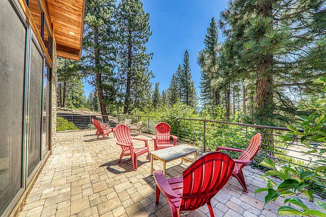 10768 Labelle Ct — Photo 30