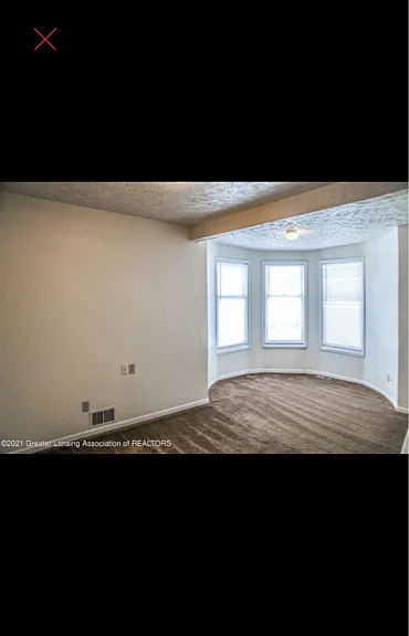 130 S 8th St #4 — Photo 5