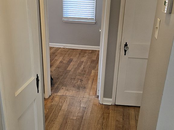 5th image of 3552 Gertrude St