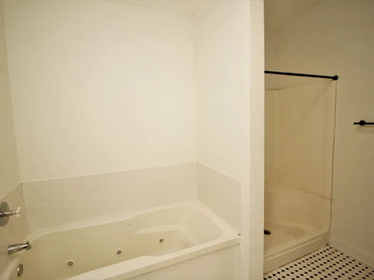 2501 Maryland Ave — Photo 24