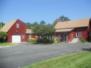 46 Hemlock St, Douglas, MA 01516