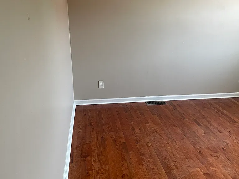 352 High St #6 — Photo 12