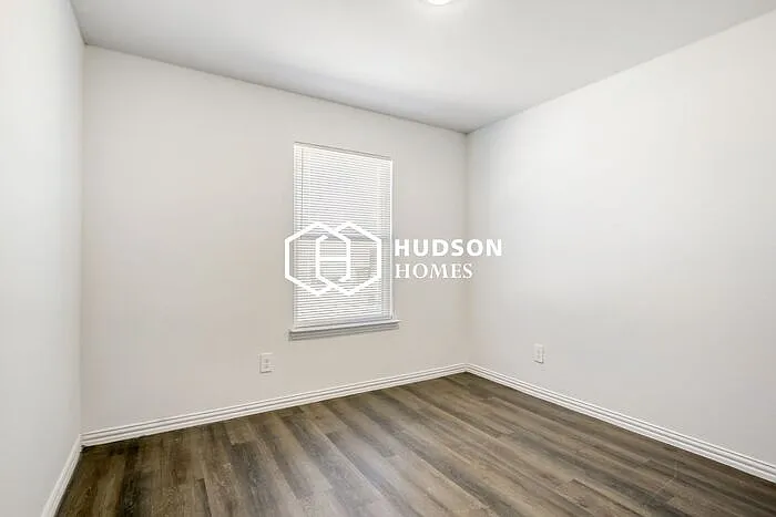 430 Shorty St — Photo 7