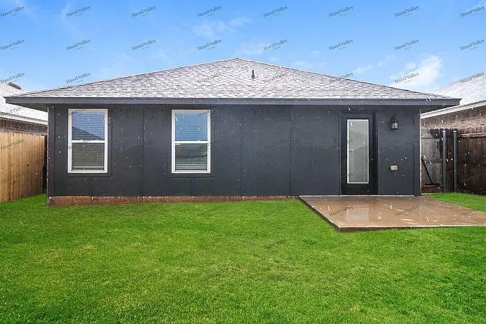 4724 Crystal Hill Dr — Photo 11
