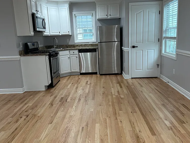 24 New St #2 — Photo 15