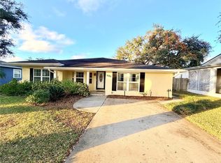 1020 2nd Ave NW, Largo, FL 33770