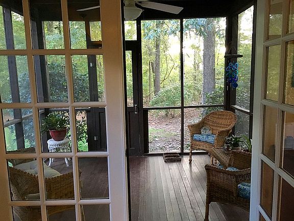 2nd image of 705 River Island Ct