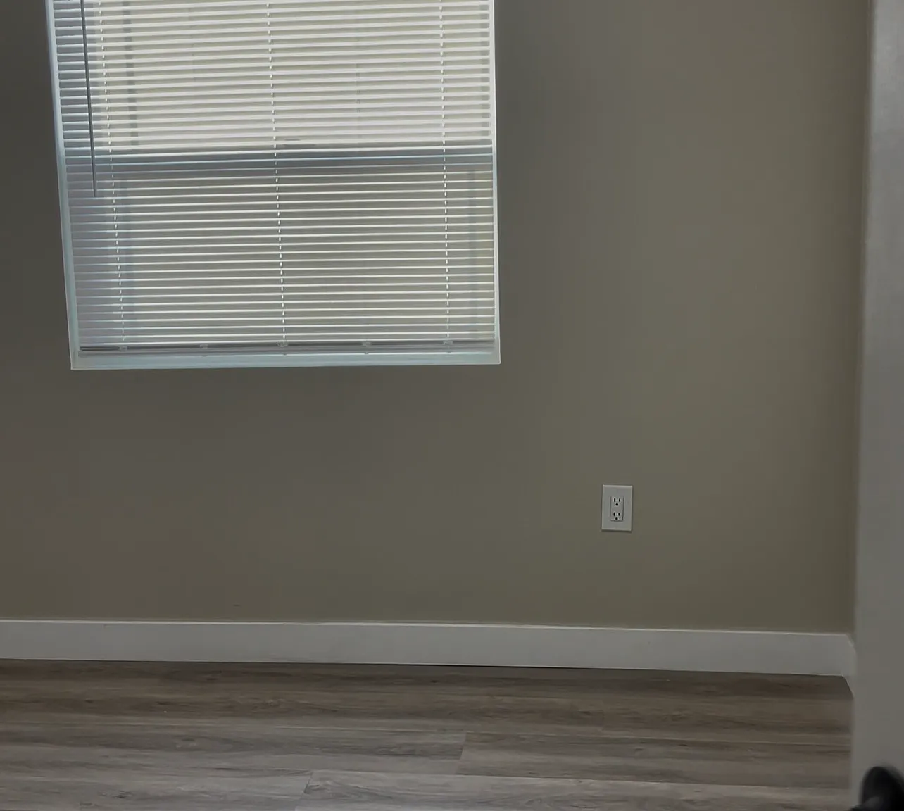 1 bed, 500 sqft, $2,100 — Photo 4