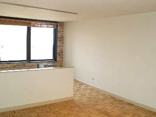 Rented by Corcoran | media 19