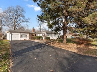 105 Teeway St, Joliet, IL 60435