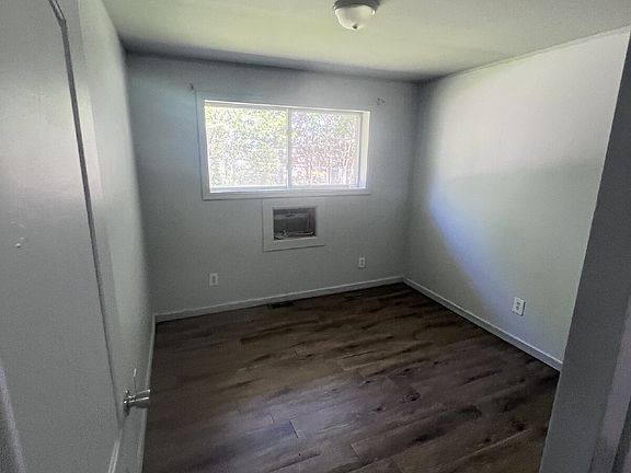 4th image of 3860 Eichelberger St #3866