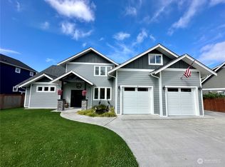 221 Tarragon Ave, Camano Island, WA