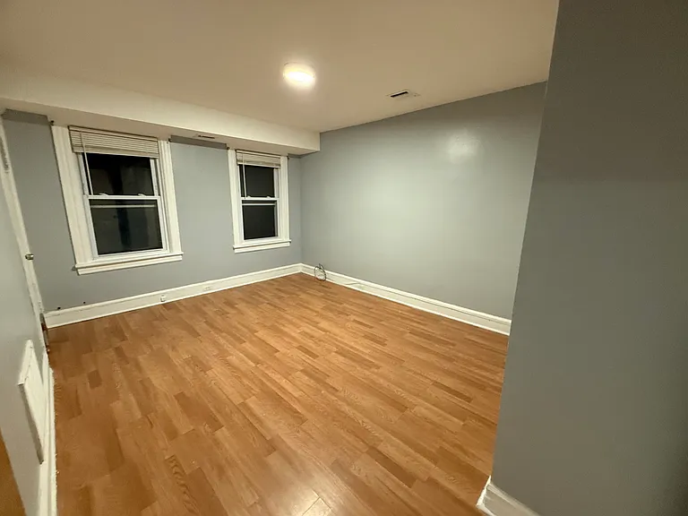 72 Charles St — Photo 3
