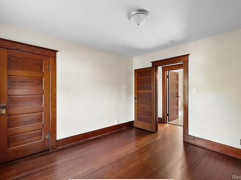 438 N Bailey St — Photo 36