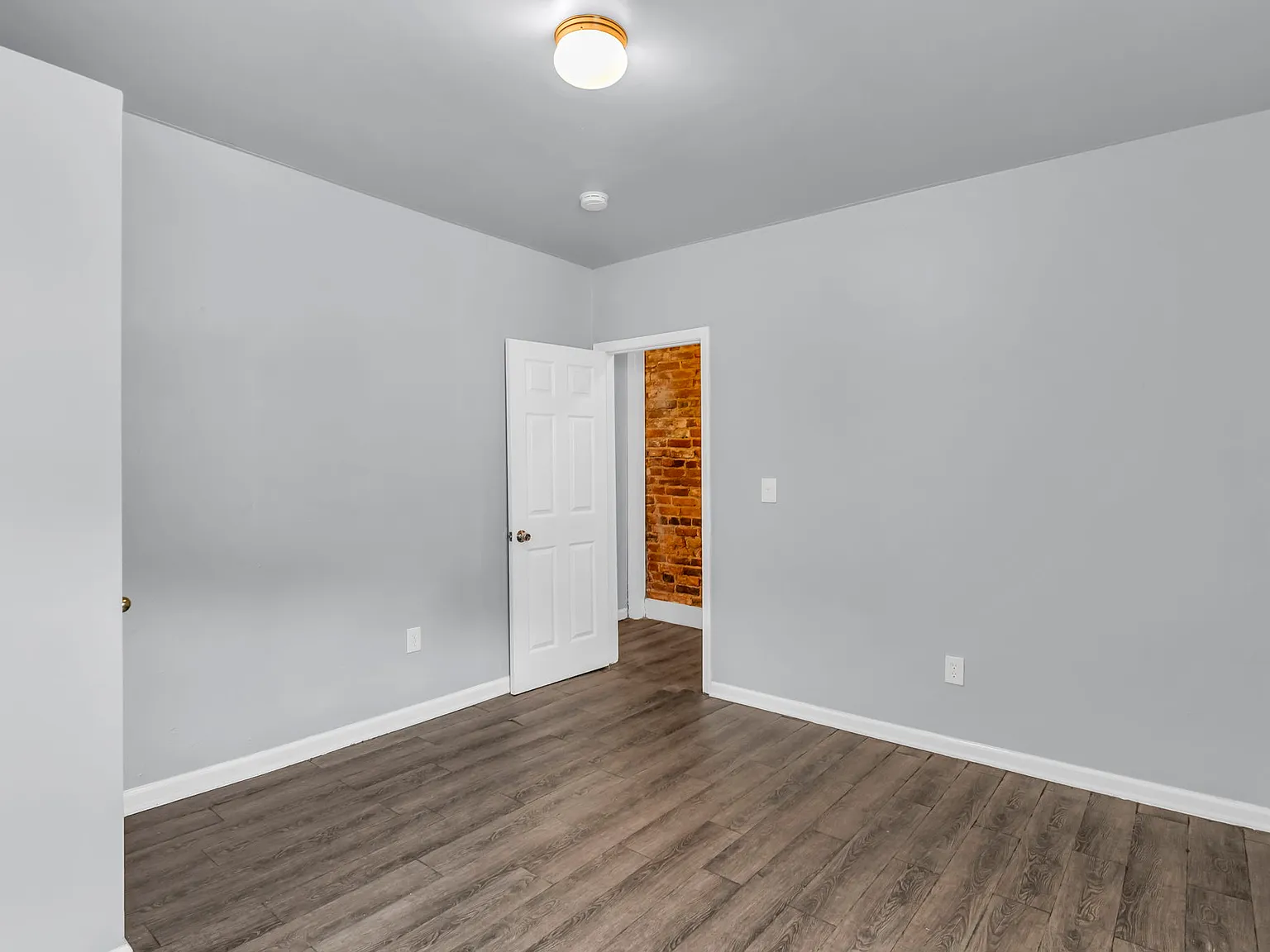 4 bed, 1140 sqft, $3,150 — Photo 4