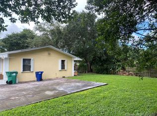 360 NW 95th St #2, Miami, FL 33150