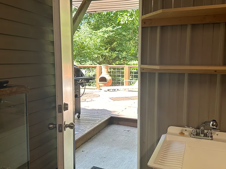 Garage door to back patio