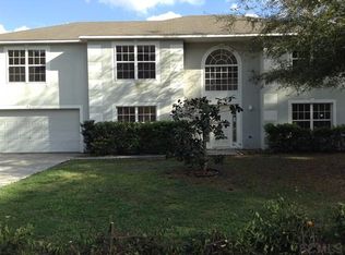 2 Riverdale Ln, Palm Coast, FL 32164