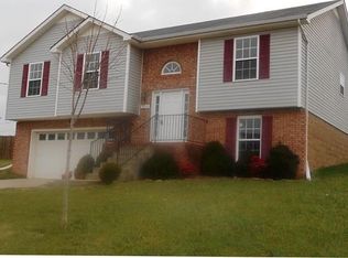 3396 Damion Dr, Clarksville, TN 37042