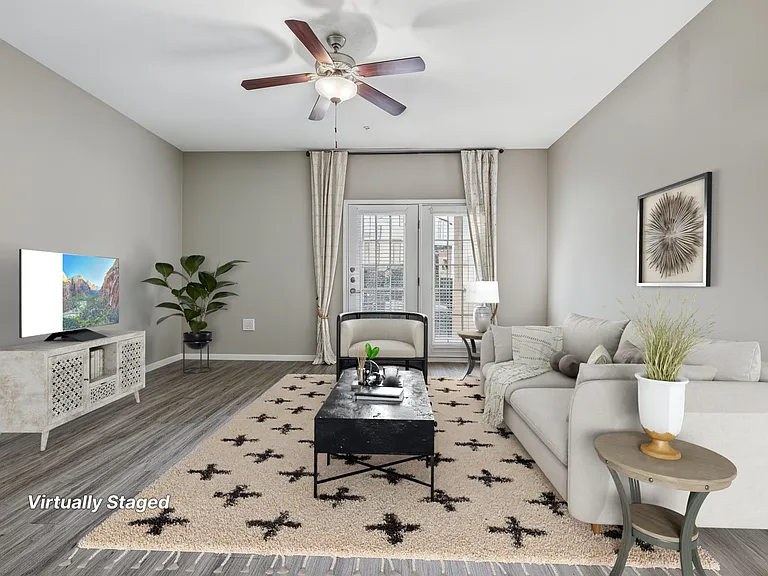 The Landing at Little Elm Apartments — Photo 9