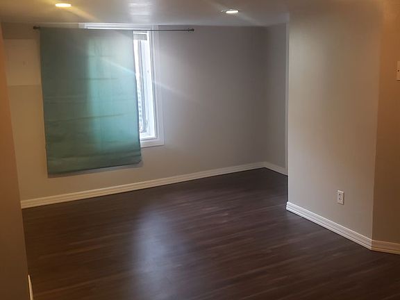 2nd image of 346 1/2 Wyoming Ave