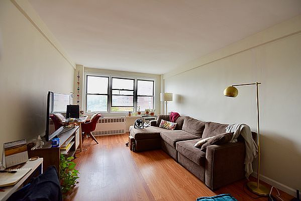 1st image of 50 Bayard St APT 5