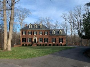 2 Dover Pl, Henrico, VA 23238