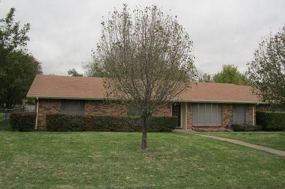 2nd image of 2400 Skyline Dr
