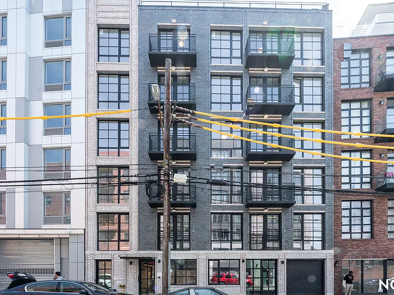 37-25 32nd St #3C — Photo 7