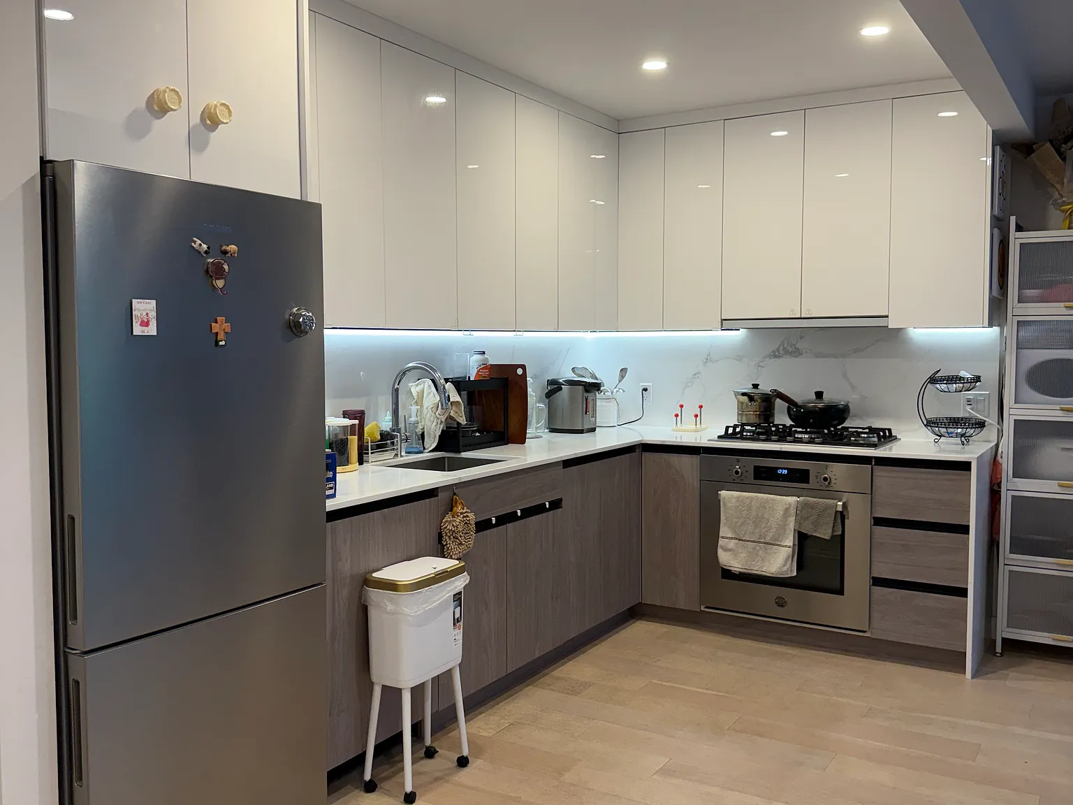 2 bed, 866 sqft, $4,500 — Photo 3