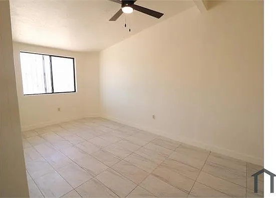 2104 S Campbell Ave — Photo 11