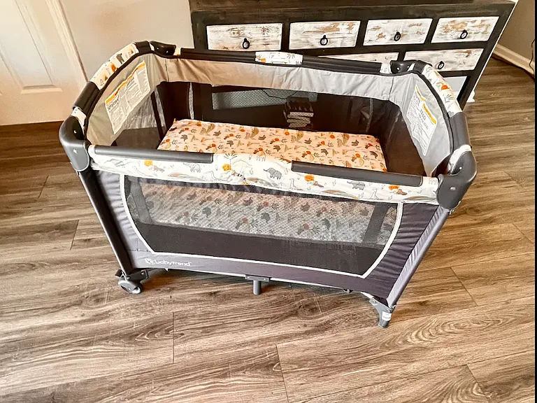 There is a Pack n' Play available to use in the queen bedroom (sheets not included).