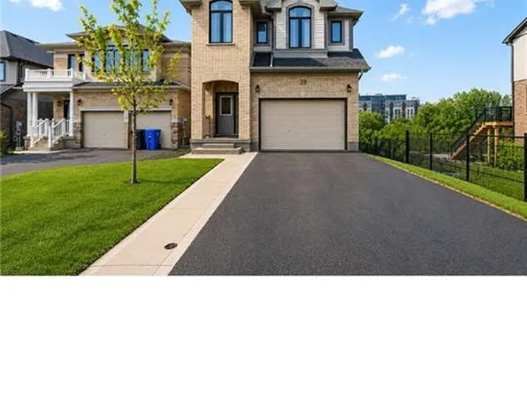39 Everton Dr, Guelph, ON N1E 0R9