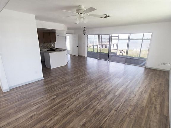 4th image of 6027 Bayou Grande Blvd NE