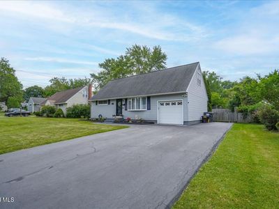 2240 Webster Drive, Niskayuna, NY, 12309