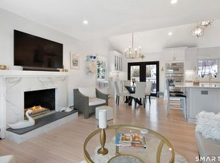 17 College Street, Old Saybrook, CT 06475