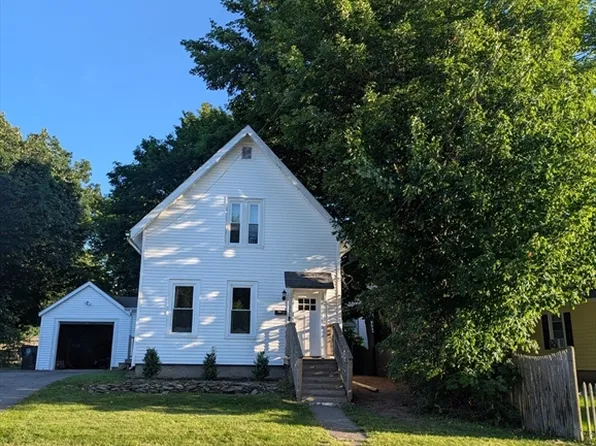 251 Park Ave, Whitman, MA 02382