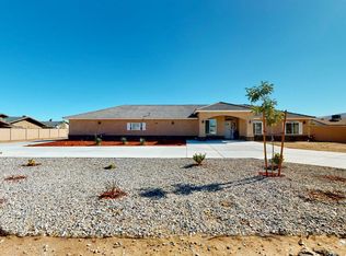 10717 Kiowa Rd, Apple Valley, CA 92308