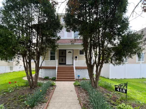 418 S 15th Ave, Maywood, IL 60153